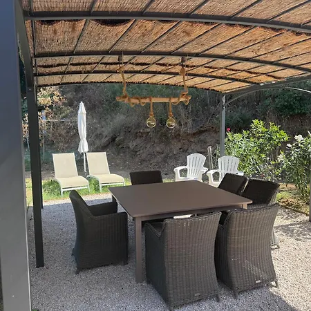 La Croix-valmer, La Ferme, Le Vergeron, Entre Terre Et * Ла Круа-Вальме